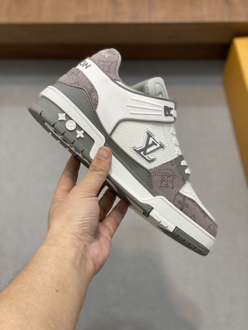 Louis Vuitton Sneakers